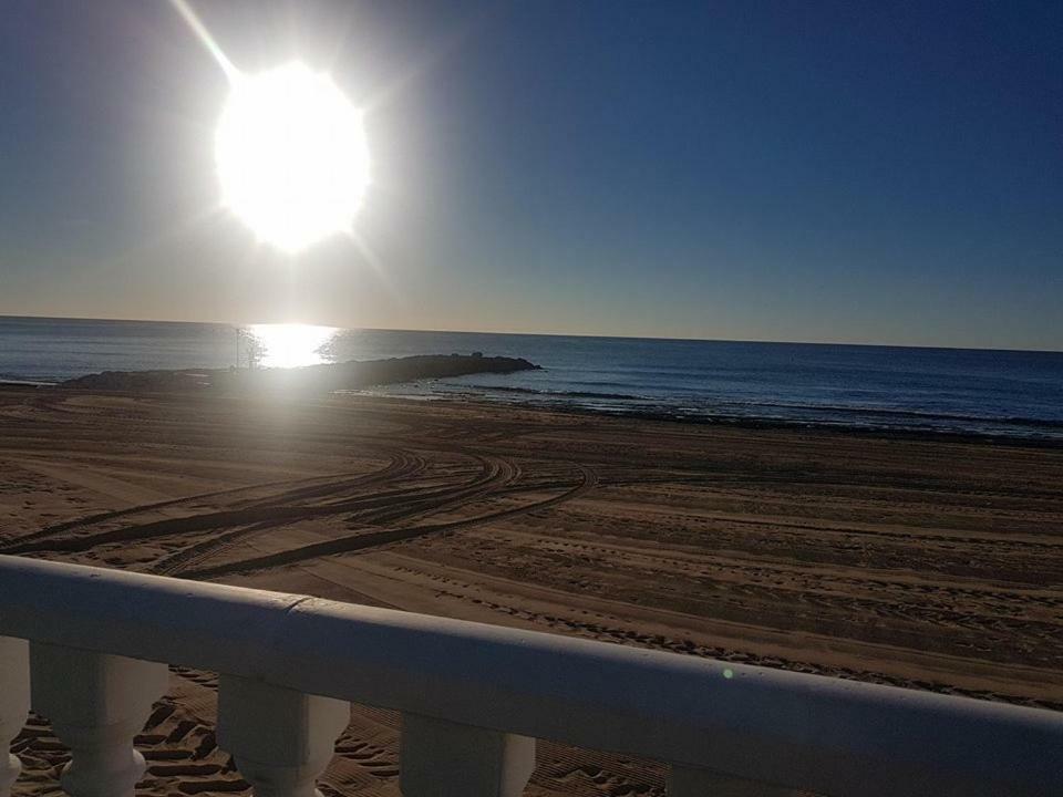 شقة Palacio Del Mar, Beach, Sea View, Pool تورّيفيِخا المظهر الخارجي الصورة